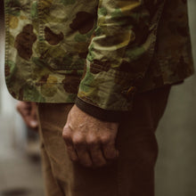 Load image into Gallery viewer, The Ojai Jacket in Arid Camo Dry Wax
