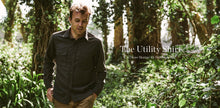 Load image into Gallery viewer, The Utility Shirt in Moss Merino 4S Herringbone
